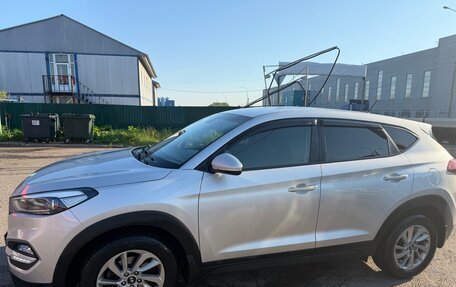 Hyundai Tucson III, 2016 год, 1 690 000 рублей, 2 фотография