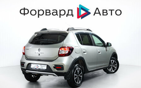 Renault Sandero II рестайлинг, 2015 год, 650 000 рублей, 8 фотография