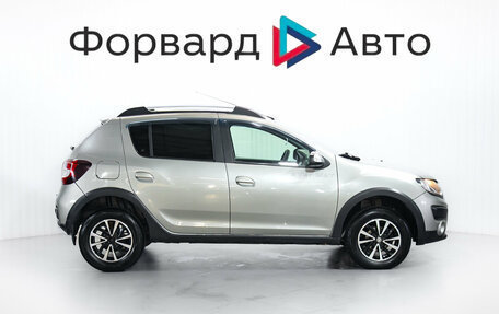 Renault Sandero II рестайлинг, 2015 год, 650 000 рублей, 9 фотография
