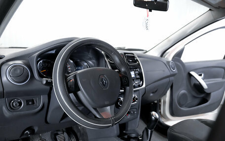 Renault Sandero II рестайлинг, 2015 год, 650 000 рублей, 13 фотография