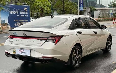 Hyundai Elantra, 2022 год, 1 300 000 рублей, 6 фотография