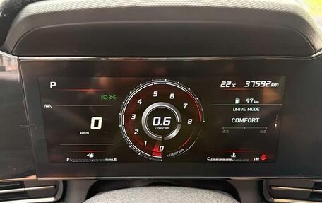 Hyundai Elantra, 2022 год, 1 300 000 рублей, 10 фотография