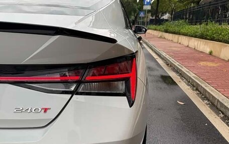 Hyundai Elantra, 2022 год, 1 300 000 рублей, 17 фотография