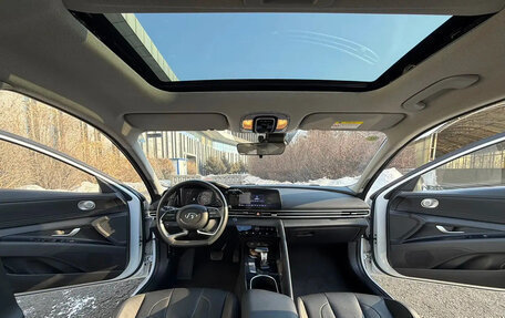 Hyundai Elantra, 2022 год, 1 263 003 рублей, 6 фотография