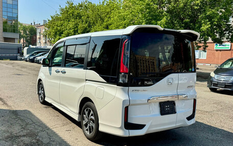 Honda Stepwgn IV, 2016 год, 1 749 000 рублей, 7 фотография