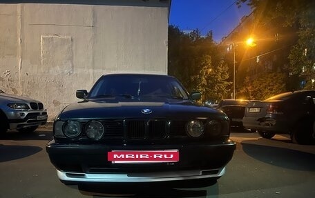 BMW 5 серия, 1990 год, 355 000 рублей, 2 фотография