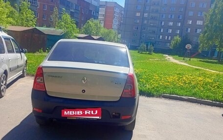Renault Logan I, 2013 год, 270 000 рублей, 3 фотография