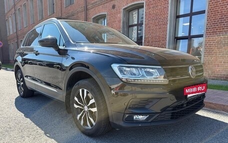 Volkswagen Tiguan II, 2018 год, 2 100 000 рублей, 6 фотография