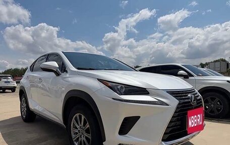 Lexus NX I, 2021 год, 2 400 000 рублей, 4 фотография
