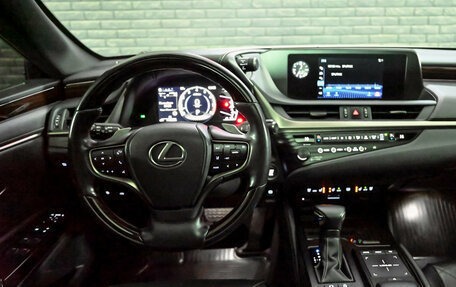 Lexus ES VII, 2019 год, 4 200 000 рублей, 18 фотография