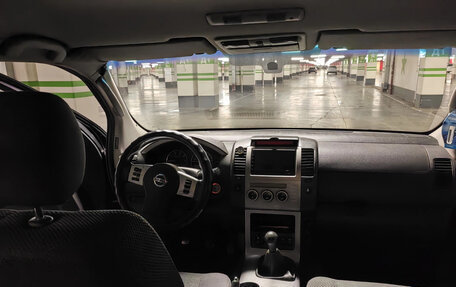 Nissan Pathfinder, 2005 год, 700 000 рублей, 23 фотография