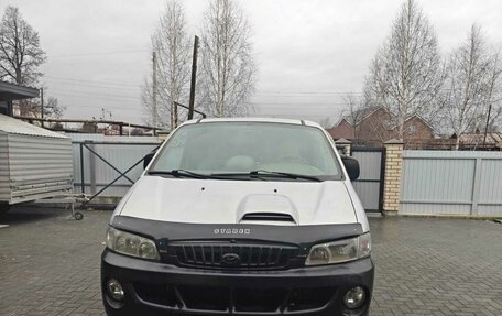 Hyundai Starex I рестайлинг, 2001 год, 790 000 рублей, 2 фотография