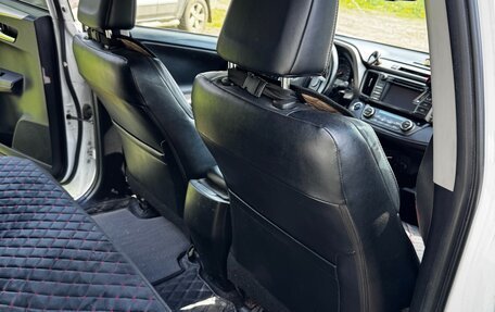 Toyota RAV4, 2013 год, 1 870 000 рублей, 10 фотография