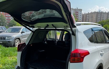 Toyota RAV4, 2013 год, 1 870 000 рублей, 7 фотография