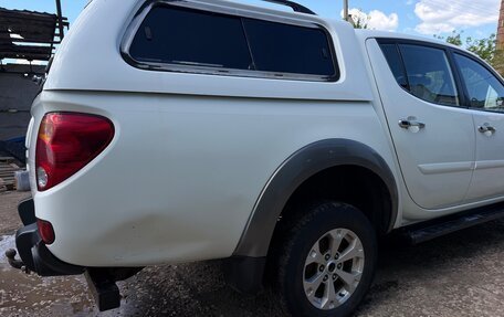 Mitsubishi L200 IV рестайлинг, 2014 год, 1 517 000 рублей, 9 фотография