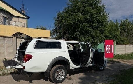 Mitsubishi L200 IV рестайлинг, 2014 год, 1 517 000 рублей, 3 фотография