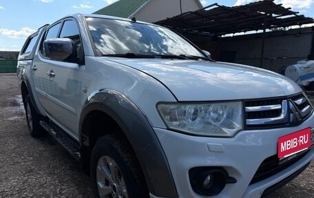 Mitsubishi L200 IV рестайлинг, 2014 год, 1 517 000 рублей, 10 фотография