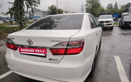 Toyota Camry, 2017 год, 1 680 000 рублей, 4 фотография