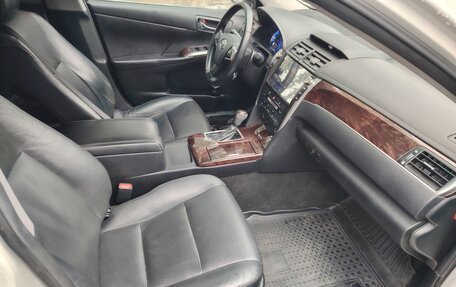 Toyota Camry, 2017 год, 1 680 000 рублей, 13 фотография
