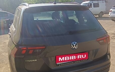 Volkswagen Tiguan II, 2019 год, 1 850 000 рублей, 4 фотография