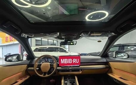 Lexus ES, 2026 год, 6 000 000 рублей, 16 фотография