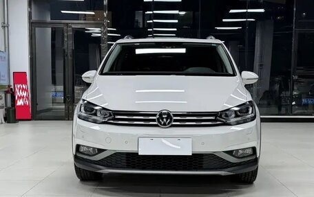 Volkswagen Touran III, 2022 год, 1 490 005 рублей, 2 фотография