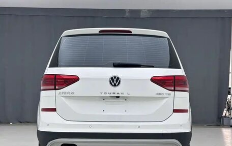 Volkswagen Touran III, 2022 год, 1 540 005 рублей, 6 фотография