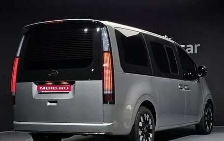 Hyundai Staria, 2025 год, 4 250 000 рублей, 4 фотография