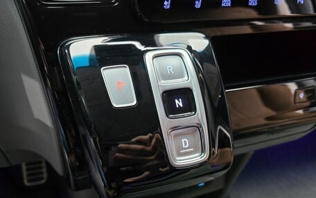 Hyundai Staria, 2025 год, 4 250 000 рублей, 13 фотография
