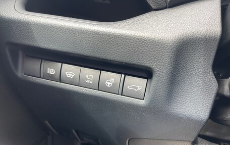 Toyota RAV4, 2021 год, 3 290 000 рублей, 9 фотография