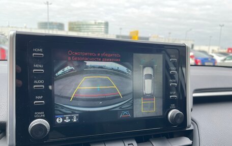 Toyota RAV4, 2021 год, 3 290 000 рублей, 11 фотография