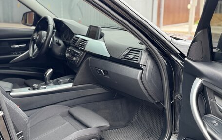 BMW 3 серия, 2015 год, 1 890 000 рублей, 12 фотография
