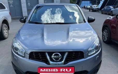 Nissan Qashqai, 2010 год, 820 000 рублей, 2 фотография