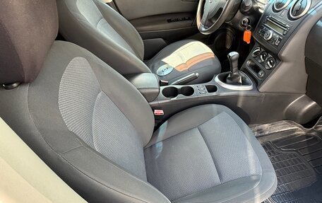 Nissan Qashqai, 2010 год, 820 000 рублей, 21 фотография