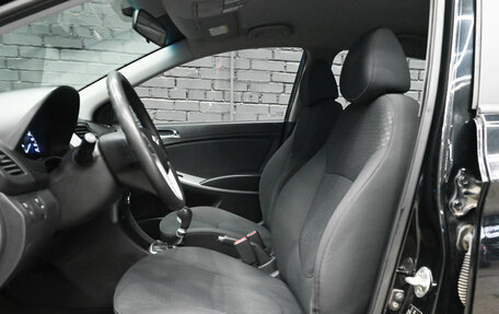 Hyundai Solaris II рестайлинг, 2011 год, 720 000 рублей, 17 фотография