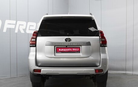 Toyota Land Cruiser Prado 150 рестайлинг 2, 2021 год, 4 982 000 рублей, 4 фотография