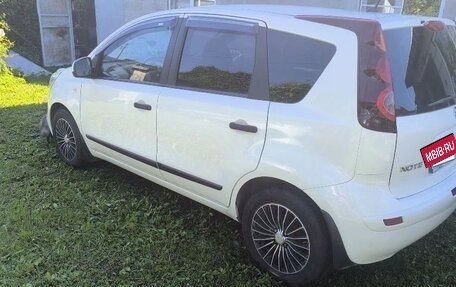 Nissan Note II рестайлинг, 2011 год, 800 000 рублей, 2 фотография