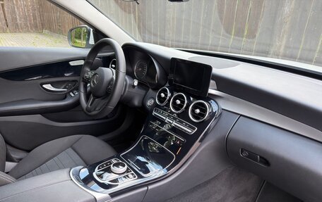 Mercedes-Benz C-Класс, 2018 год, 2 320 000 рублей, 20 фотография