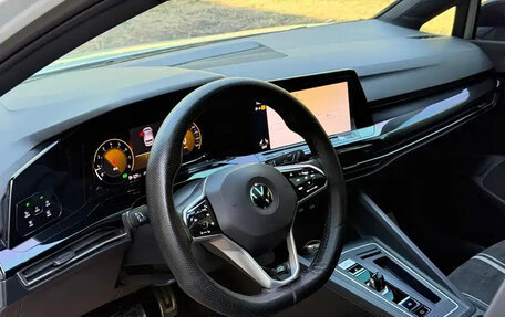 Volkswagen Golf VIII, 2023 год, 1 670 005 рублей, 10 фотография