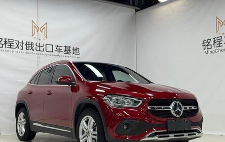 Mercedes-Benz GLA, 2022 год, 2 700 000 рублей, 3 фотография