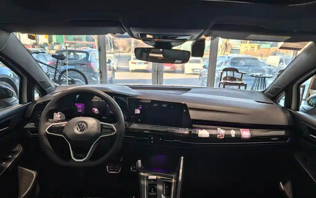 Volkswagen Golf VIII, 2023 год, 1 727 002 рублей, 11 фотография