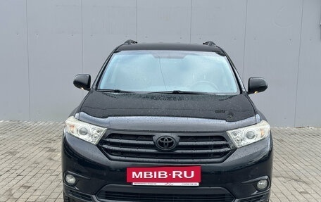 Toyota Highlander III, 2012 год, 1 761 000 рублей, 2 фотография