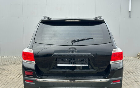Toyota Highlander III, 2012 год, 1 761 000 рублей, 7 фотография