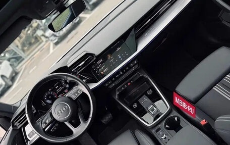 Audi A4, 2023 год, 2 340 005 рублей, 9 фотография
