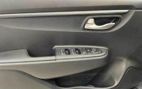 KIA Rio IV, 2019 год, 1 585 000 рублей, 6 фотография
