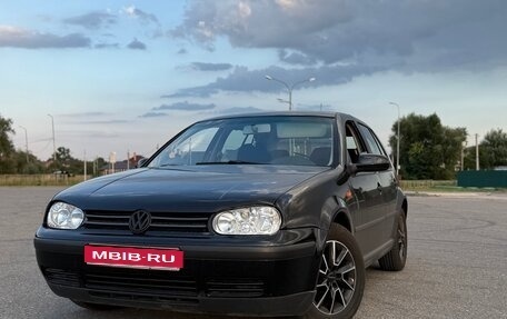 Volkswagen Golf IV, 2000 год, 250 000 рублей, 1 фотография