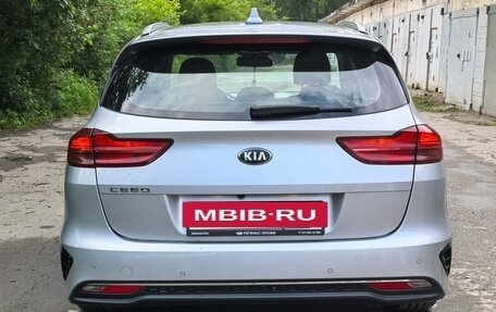 KIA cee'd III, 2019 год, 1 800 000 рублей, 3 фотография