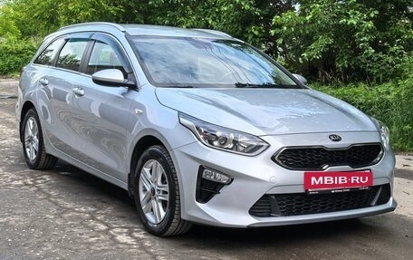 KIA cee'd III, 2019 год, 1 800 000 рублей, 5 фотография