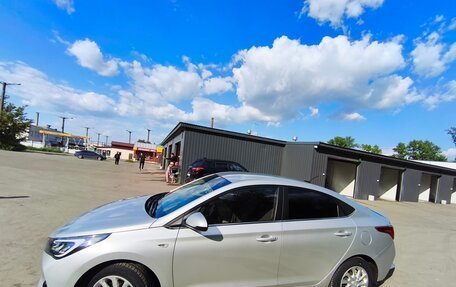Hyundai Solaris II рестайлинг, 2020 год, 1 770 000 рублей, 3 фотография