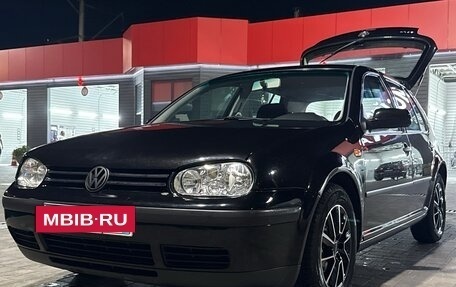 Volkswagen Golf IV, 2000 год, 250 000 рублей, 2 фотография